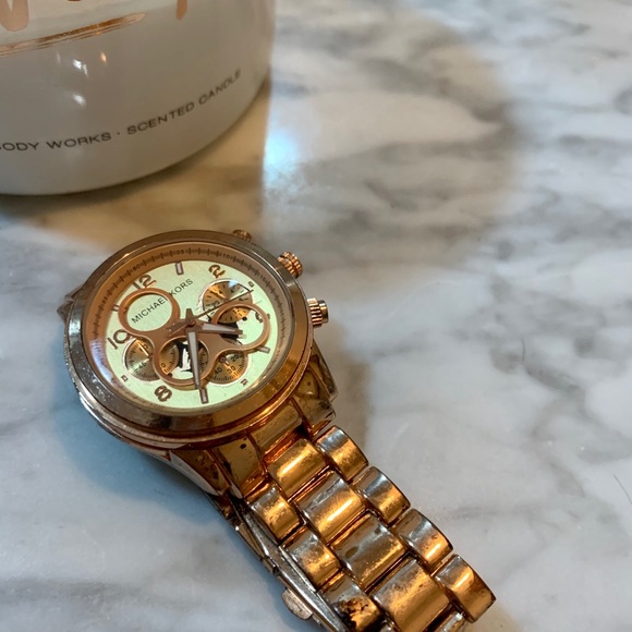 Michael Kors Watch - Rose Gold - Picture 5 of 6